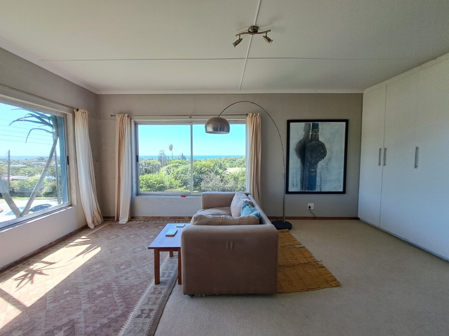 3 Bedroom Property for Sale in Sunrise On Sea Eastern Cape